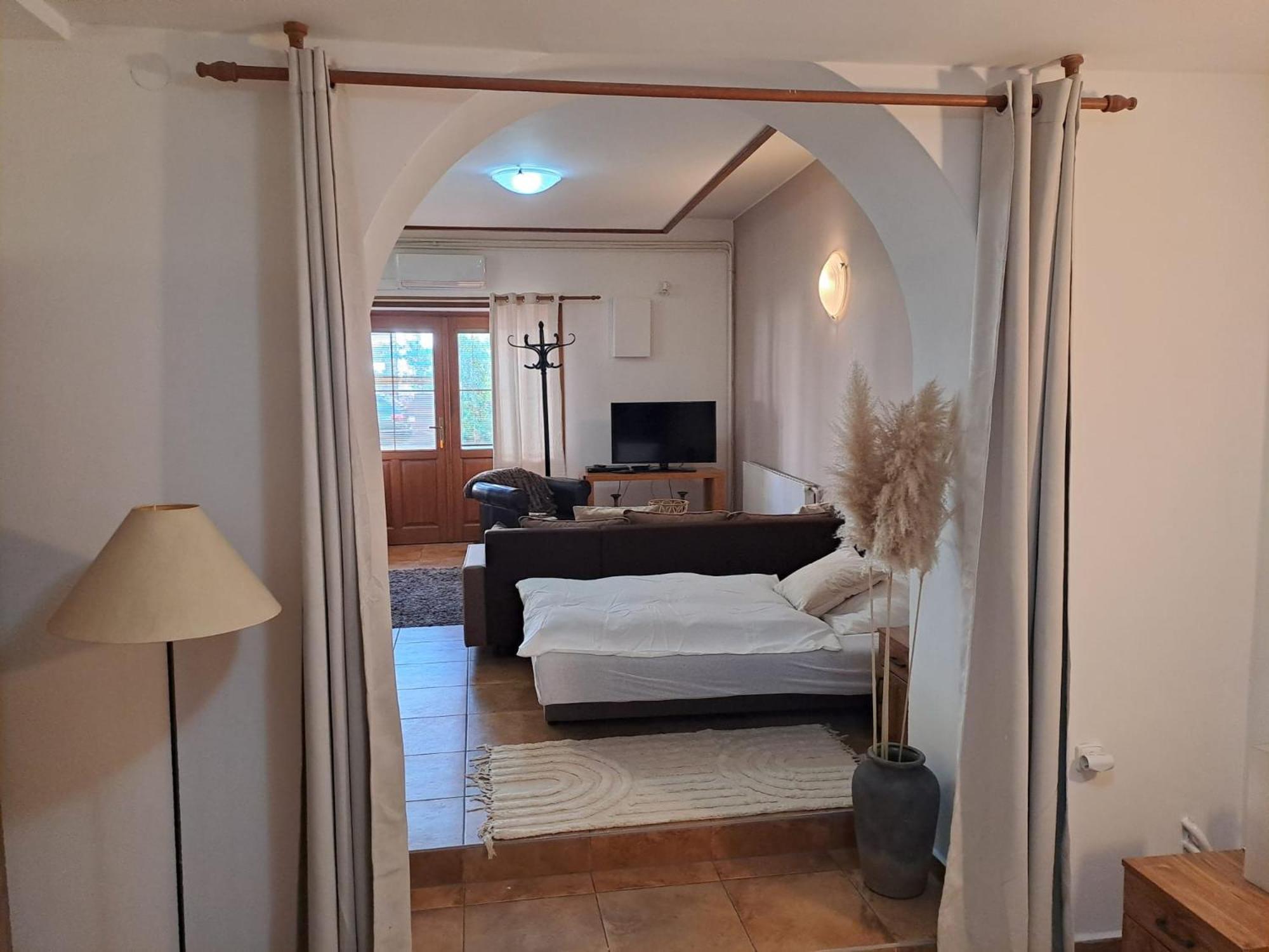 Apartman Romana Postorna Esterno foto